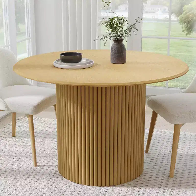 Tavolo da pranzo rotondo da 46" in legno massello di rovere con gambe a piedistallo in rattan intrecciato, 4 posti, nero
