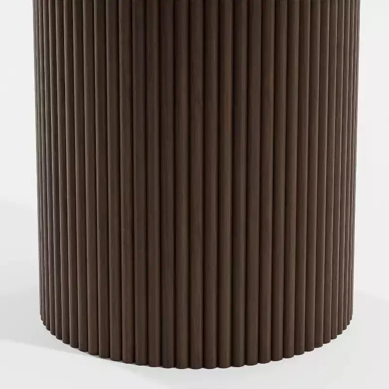 Tavolo da pranzo rotondo da 46" in legno massello di rovere con gambe a piedistallo in rattan intrecciato, 4 posti, nero