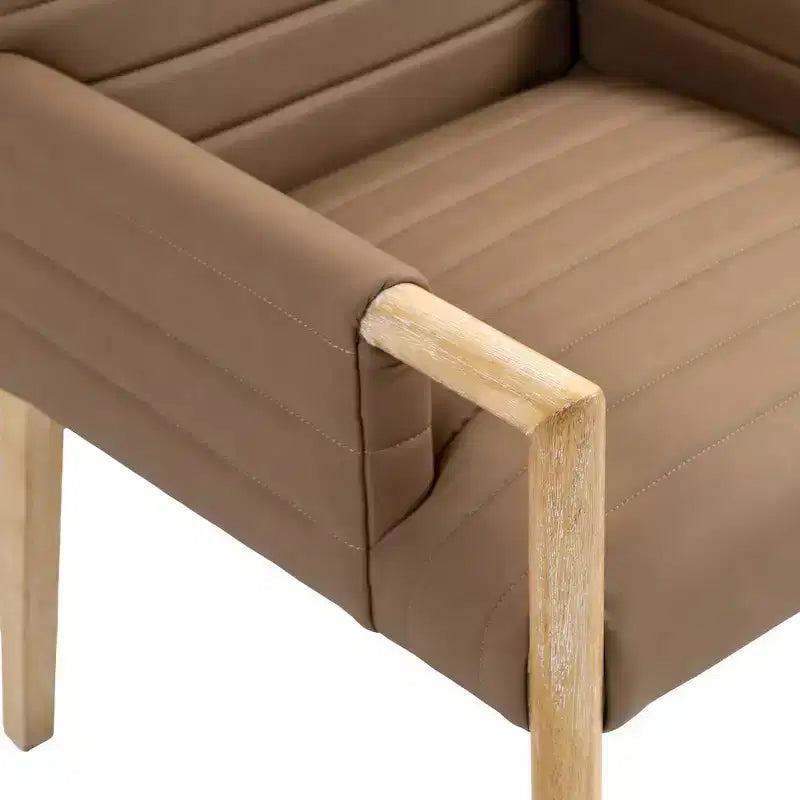 Sedia da pranzo Aimee con braccioli in pelle vegana, poltrona moderna imbottita, nera