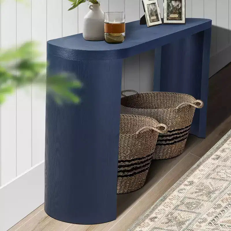 Console Minimalista da 60" con Gambe Curve e Piano Spesso, Ingresso e Soggiorno, Blu