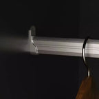 Armadio moderno a 4 ante con specchio, 2 cassetti e aste robuste